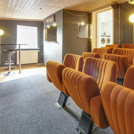 펜션 Holiday Loan - 25km From The Sea By Interhome *